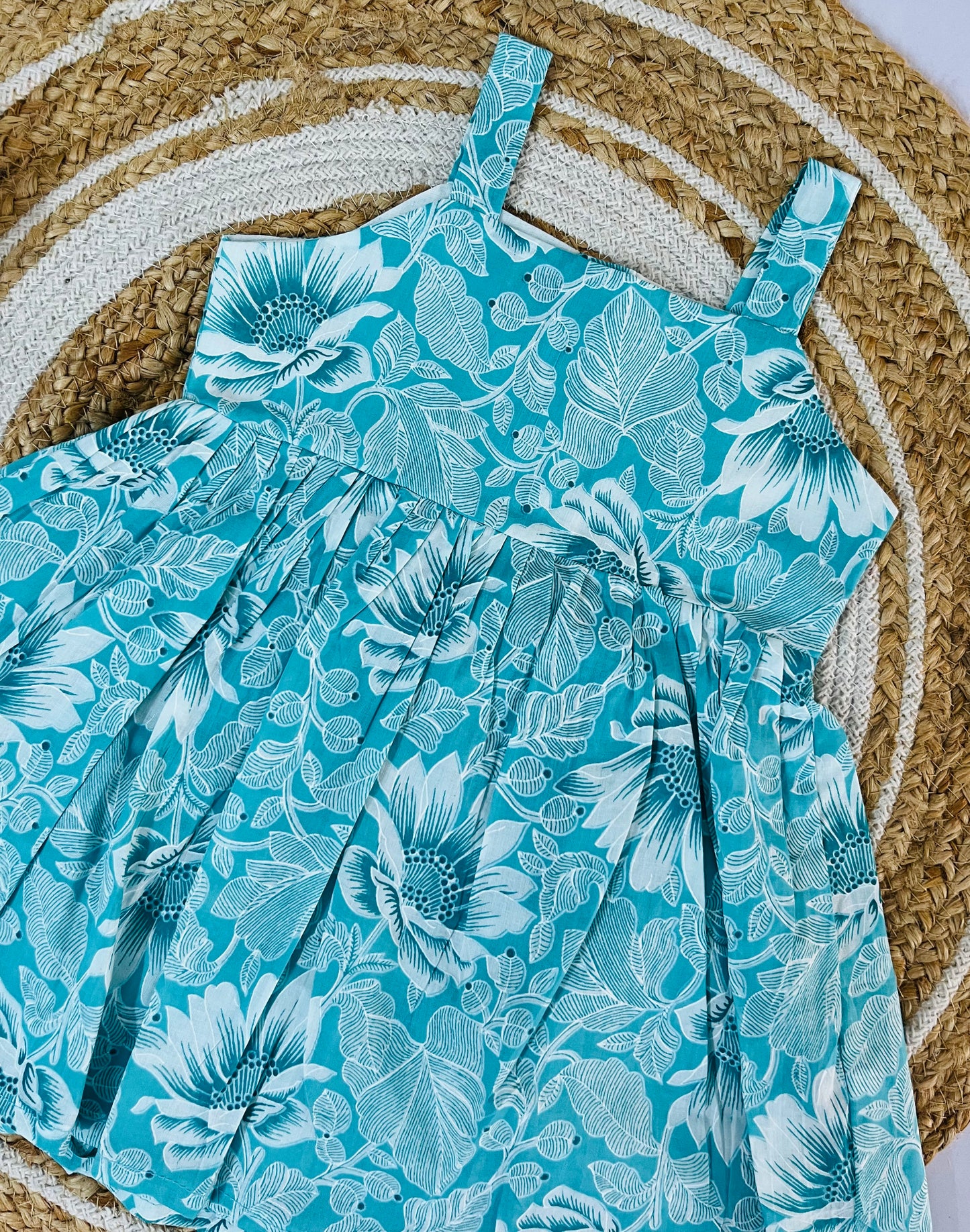 Bloomy blues