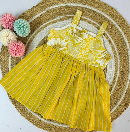Tropical Bloom - Yellow